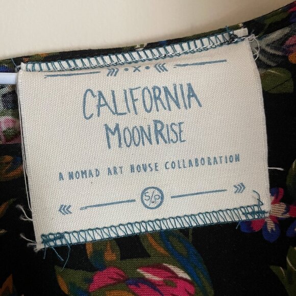 NWOT Floral Viscose Vintage 60s 70s Style Babydoll Long Bell Sleeve Mini Dress - Picture 4 of 4